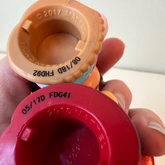 Fisher-Price Little People Life Guard 2017 Female Swimmer holding Sea Shell 2016 - Picture 6 of 6